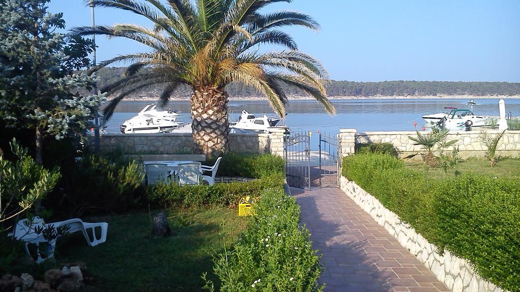 Apartments Nautica Barbat na Rabu Rom bilde
