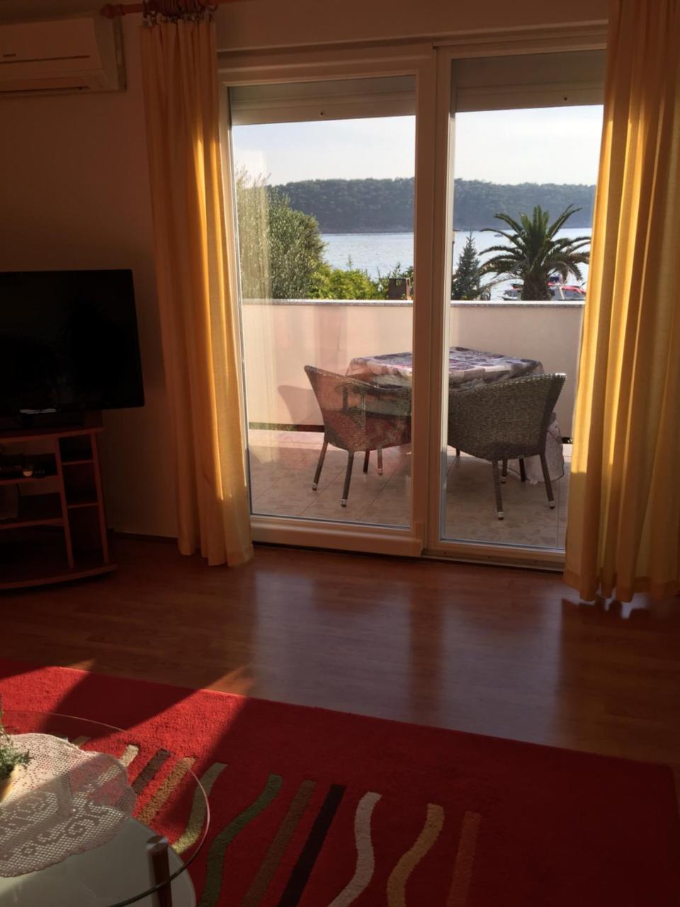 Apartments Nautica Barbat na Rabu Eksteriør bilde